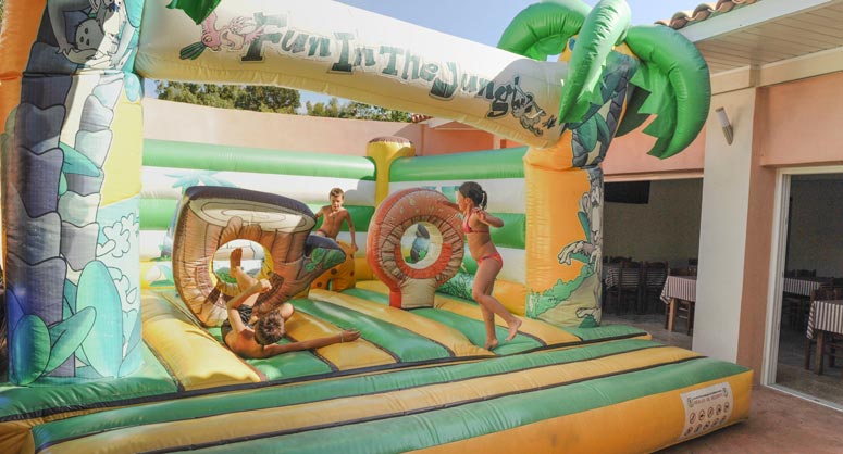 Ballabälle für die jüngsten Camping Korsika