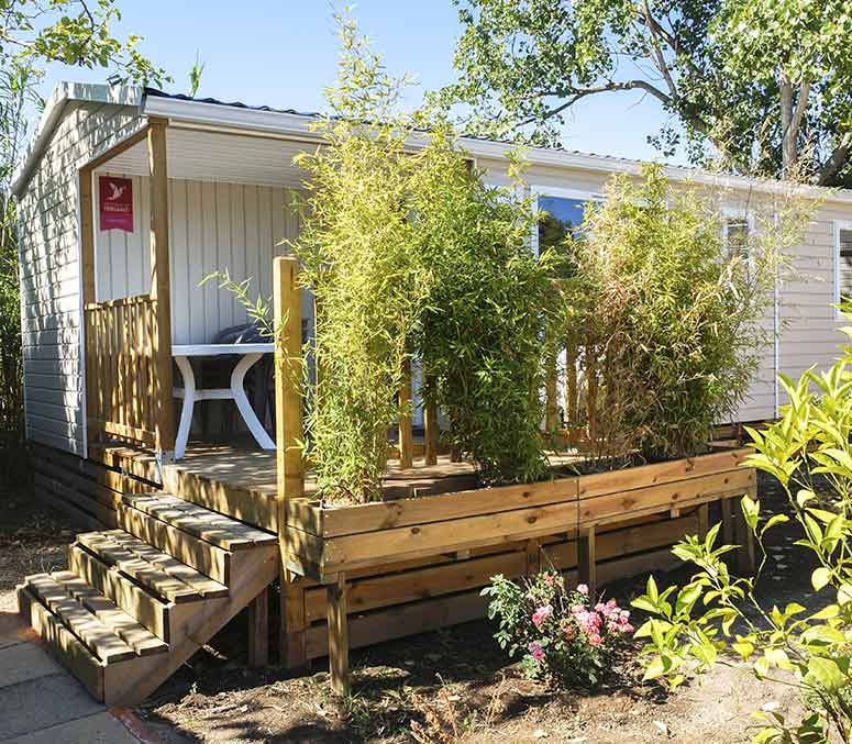 Internationale Unterkunft Camping Korsischen Innenhof