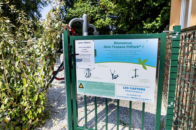 Fitnessbereich Camping Korsika